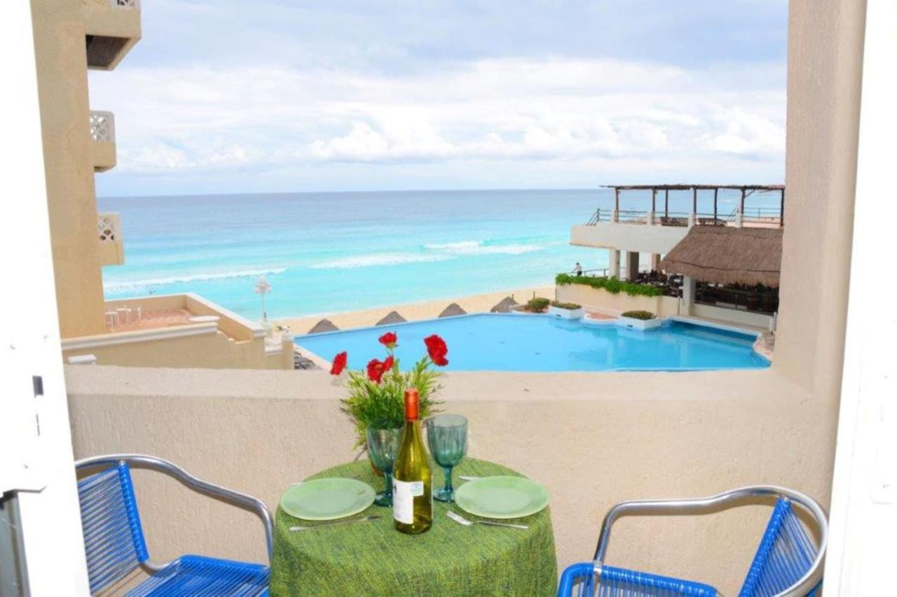 Ocean Front Suite, Balcony, Kitchen. Канкун Экстерьер фото
